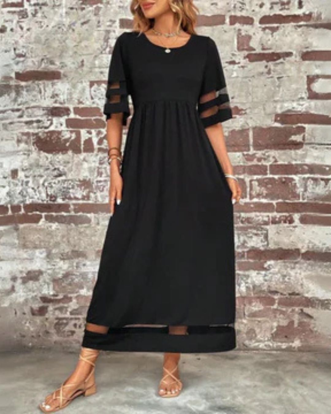 Cerelia | Flattering Tummy-Smoothing Midi Dress